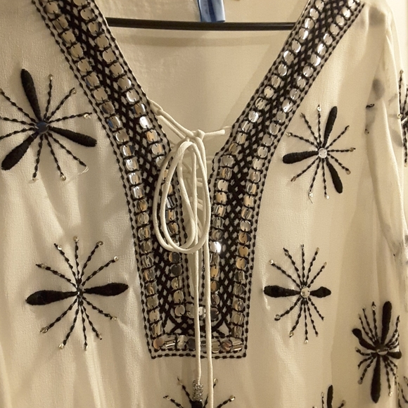 Ruby Yaya Alicante Embroidered Tie Front Tunic. - Picture 4 of 7